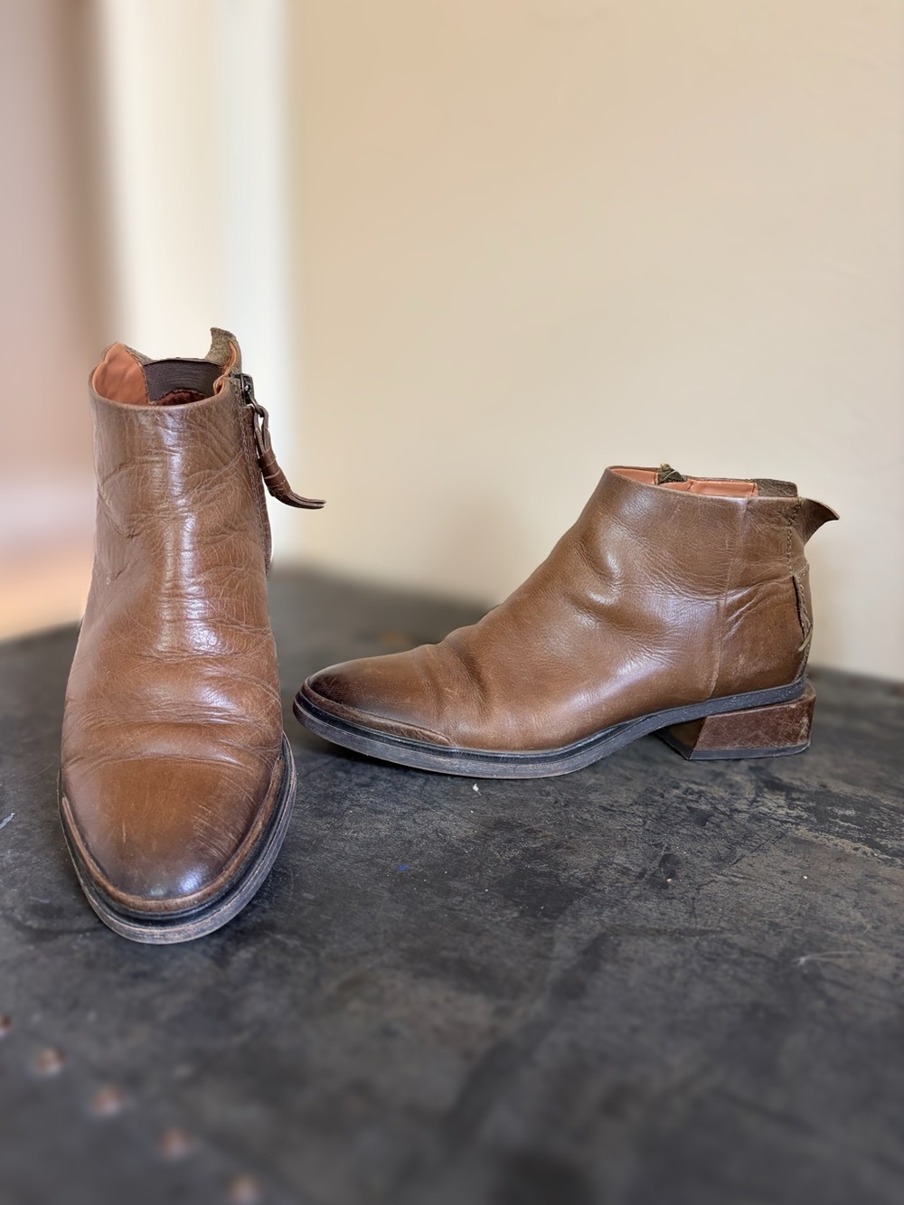 Sarto Chelsea Boots